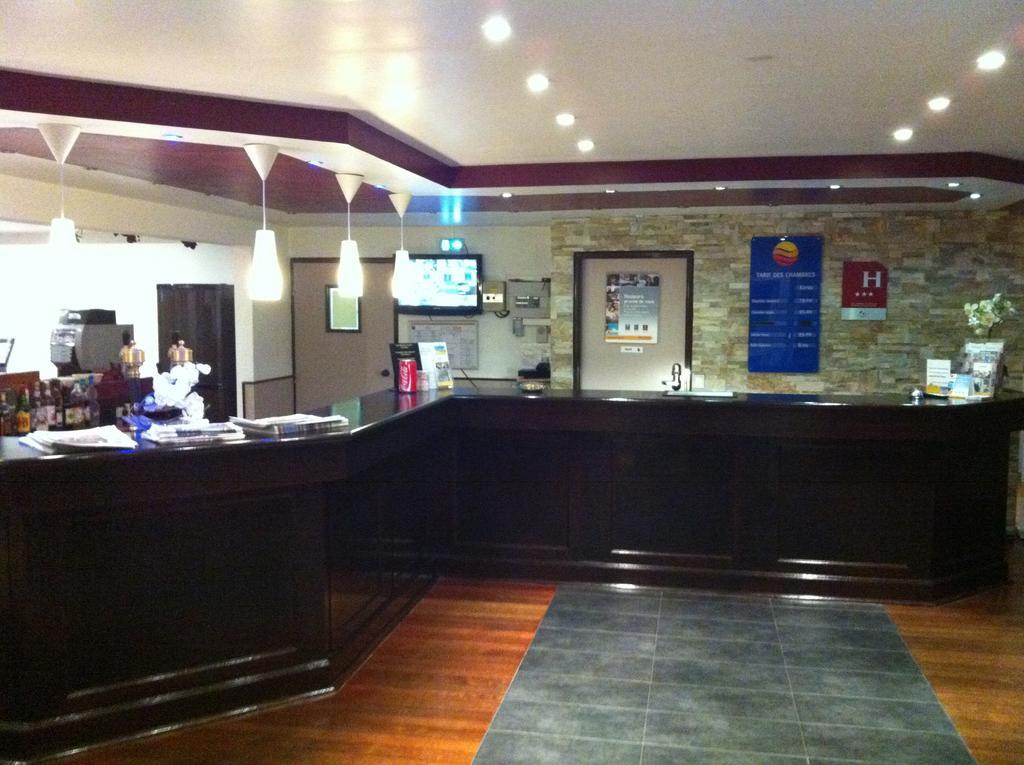 Comfort Hotel Poissy Technoparc Екстериор снимка
